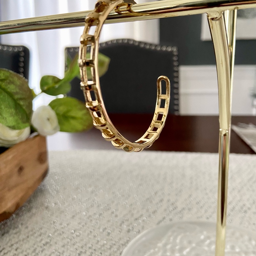 Pretty cuff bracelet in golden tone metal - Picture 14 of 16